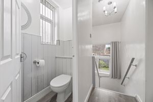 WC- click for photo gallery